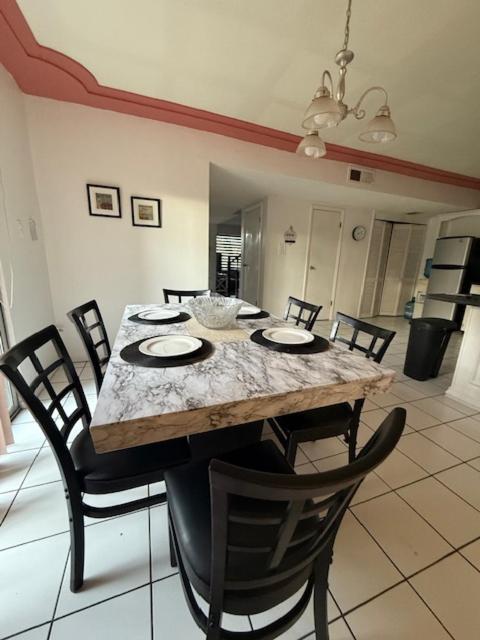 Appartamento Bonanza Casa De Huespedes Ciudad Juárez Esterno foto